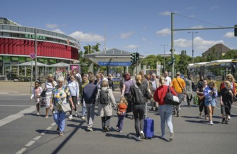Pedestrian crossing, Altstädter Ring, Spandau, Berlin, Germany