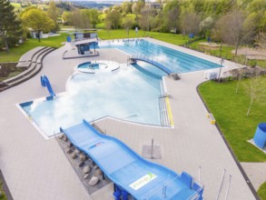 Large outdoor swimming pool with water themes and various slides, Calw Stammheim outdoor pool,
