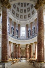 Round building with (50 metre) high dome on 40 columns and statues of the twelve apostles, Parish