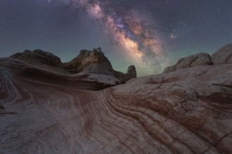 Experience the breathtaking Milky Way shining over the unique rock formations of White Pocket in