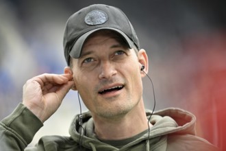 Coach coach Alexander Blessin FC St. Pauli portrait soccer Bundesliga, PreZero Arena, Sinsheim,