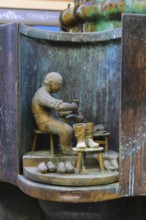 Guild fountain by the sculptor Bonifatius Stirnberg from 1983, guilds, guilds, craftsmen, cast