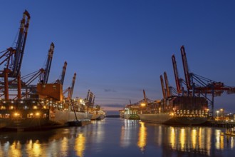 Blue Hour, container port, Eurogate and Burchardkai container terminals, container ships,