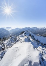 Snow-covered mountain landscape, view of ridge and mountain panorama at Teufelstättkopf,