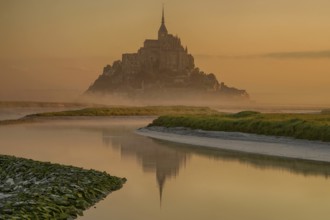Klosterberg, Le Mont, Saint-Michel, Mt. San Michel, tourist attraction, island, Archangel Michael,
