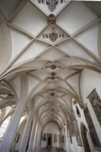 Vault with coat of arms in the late Gothic mortuary, burial place of the cathedral canons,