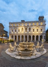 Fontana Contarini and Palazzo Nuovo, Piazza Vecchia, Citta alta, Bergamo, Italy