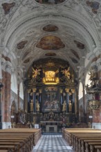 Interior with high altar and Lenten cloth, painted by Paul Honecke in 1626, baroque collegiate