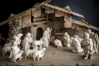 Christmas crib, Tyrolean crib figures with Christ Child, Saint Family, Shepherds, Sheep, Ox and