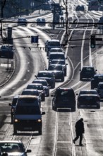 City centre traffic, Hobeisenstrasse, Martin-Luther-Strasse in front, Essen-Holsterhausen, Essen,
