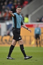 Referee Daniel Siebert gesture gesture soccer Bundesliga, Voith-Arena, Heidenheim,