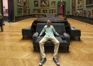 Visitors to the Kunsthistorisches Museum, Vienna, Austria