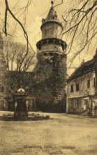 Historical postcard, picture postcard, castle courtyard with fountain in Wiesenburg (Mark),