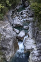 Rocks, rock formations, Verzasca River, near Lavertezzo, Verzasca Valley, Valle Verzasca, Canton