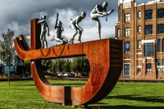 Slavernijmonument, slavery memorial commemorates the city's role in the transatlantic slave trade