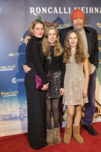 Reiner Schöne with his woman Anja Schöne and their children Charlotte-Sophie and Olivia at the