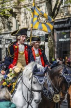 Zunft zur Meisen, parade of historically costumed guild members, Sechseläuten or Sächsilüüte,