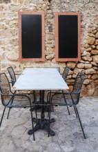 Outdoor seating, catering in the old town of Santanyi, Majorca, Balearic Islands, Spain