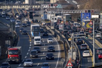 Traffic jam on the A43 motorway near Herne, heading north, in front of the barrier system, the