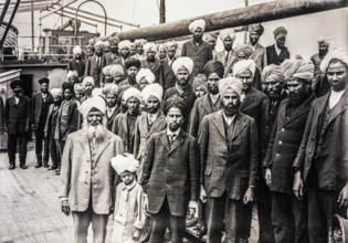 Gurdit Singh chartered a ship with 376 Indians to Canada. There, the government refused to plant,