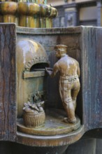 Guild fountain by the sculptor Bonifatius Stirnberg from 1983, guilds, guilds, craftsmen, cast