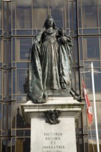 Queen victoria statue Guildhall Square, Portsmouth, Hampshire, England, United Kingdom