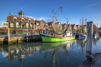 The harbour of Neuharlingersiel, East Frisia, Lower Saxony, fishing boats, fishing cutter,