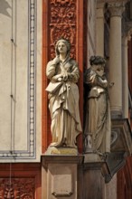 Sculptures on the corner façade of the University of Rostock, Universitätsplatz, Rostock,