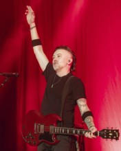 Tim McIlrath, singer of Rise Against live at the Berlin Velodrom on 12/02/2025