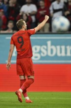 Goal celebration Harry Kane FC Bayern Munich FCB (09) WWK Arena, Augsburg, Bavaria, Germany