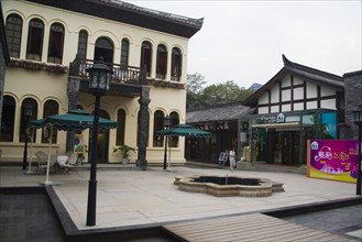 Chengdu wide alleys