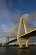 Haikou, Century Bridge