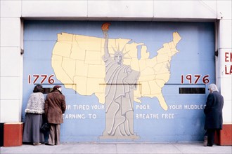 Cuchi White, Peinture murale célébrant le bicentenaire de la Déclaration d'Indépendance des Etats-Unis