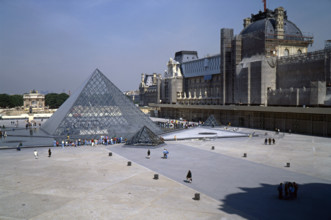 Travaux du Grand Louvre (1981-1999)