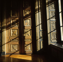 Portes de la Salle des Verres au Musée du Louvre