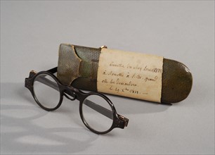 Glasses belonging to Louis XVIII