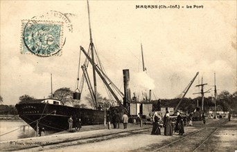 The port
Marans