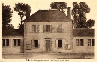 Mairie
Saint-Hilaire-Bonneval