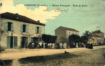 Laugnac,
School