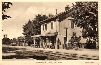 Fontenoy,
Railway station