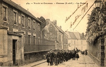 CHEVREUSE,
School