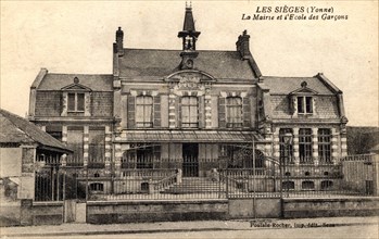 SIEGES,
Mairie et école