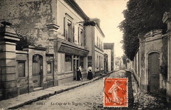 MEZY-SUR-SEINE