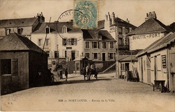 PORT-LOUIS