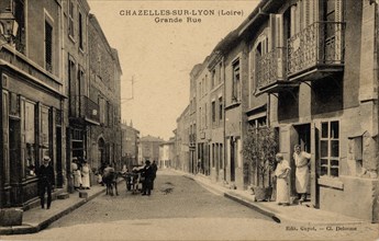 CHAZELLES-SUR-LYON*