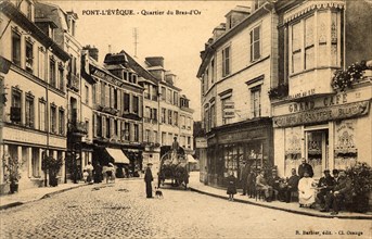 PONT-L'EVEQUE. Département : Calvados (14). Région : Normandie (anciennement Basse-Normandie)