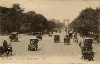 Paris, Avenue des Champs Elysées