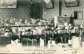 Salle à manger du sanatorium de Hauteville-Lompnes