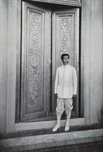 Le nouveau souverain du Cambodge, le prince Monivong, Août 1927