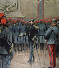 Commander Marchand bading farewell to his companions, the Senegalese infrantrymen, who accompanied him in his mission, in "Le Petit Journal" dated July 30, 1899
